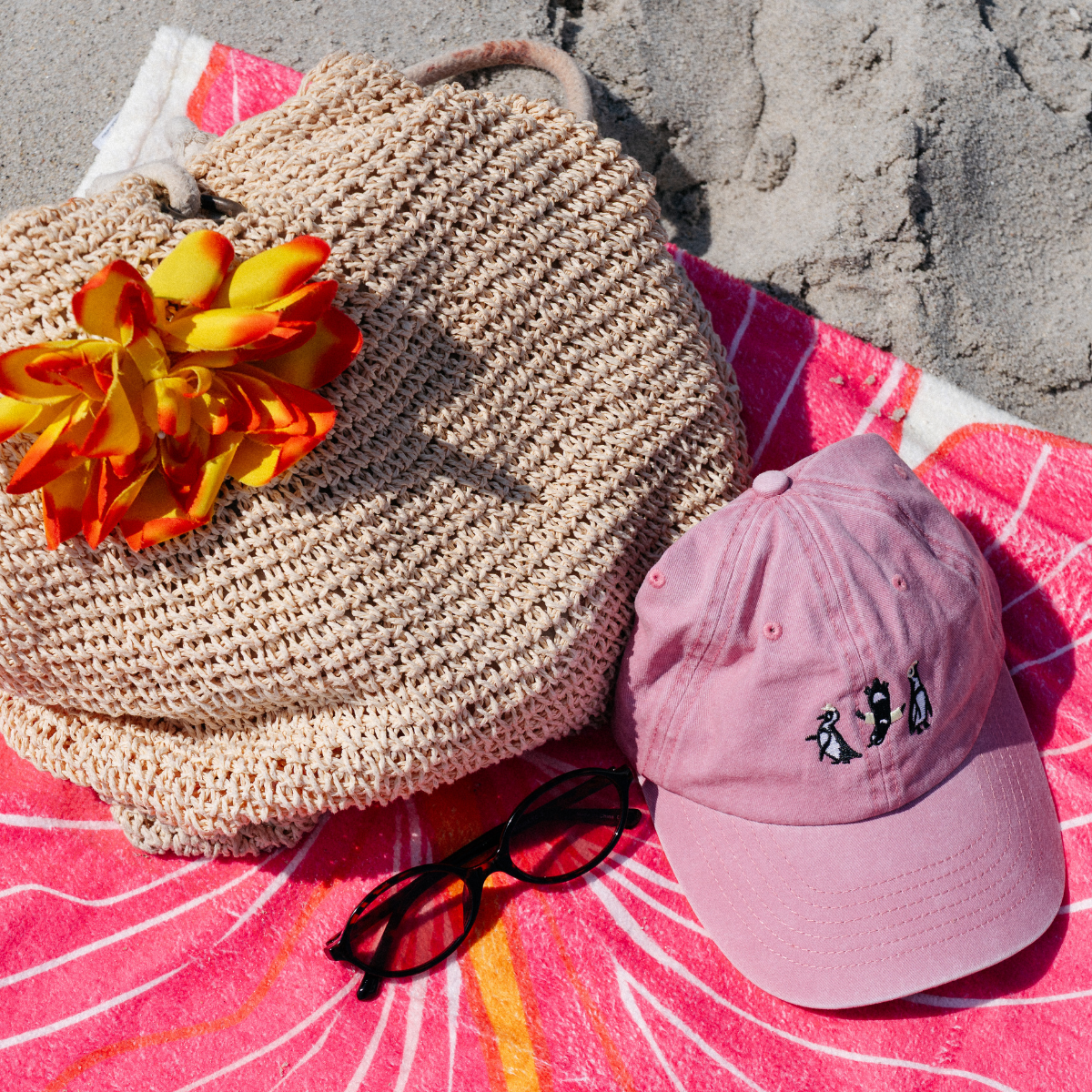 Washed Peak | Penguins / Pink