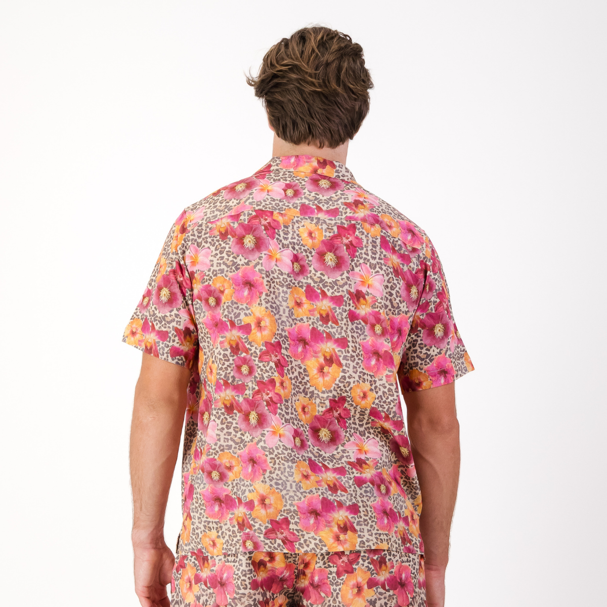 Mens Short Sleeve Revere Collar Shirt | Leopard Floral / Multi